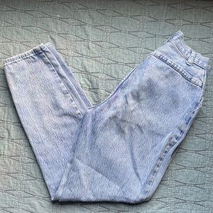 No Boundaries High Waisted Acid Wash Jeans